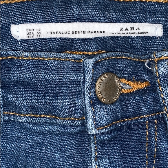 Zara denim jeans 👖 - Picture 3 of 3